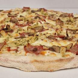 PIZZA PEQUEÑA CARBONARA CEBOLLA