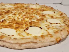 PIZZA MEDIANA CREMOSA DE QUESOS