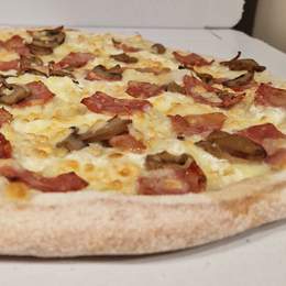 PIZZA PEQUEÑA CARBONARA QUESO 